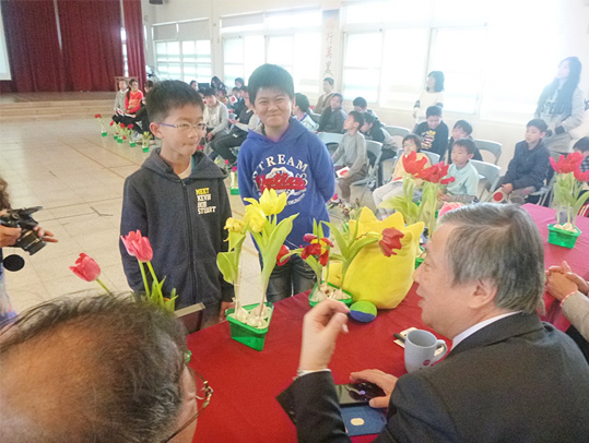 嘉在嘉義市文雅小學進行的水培